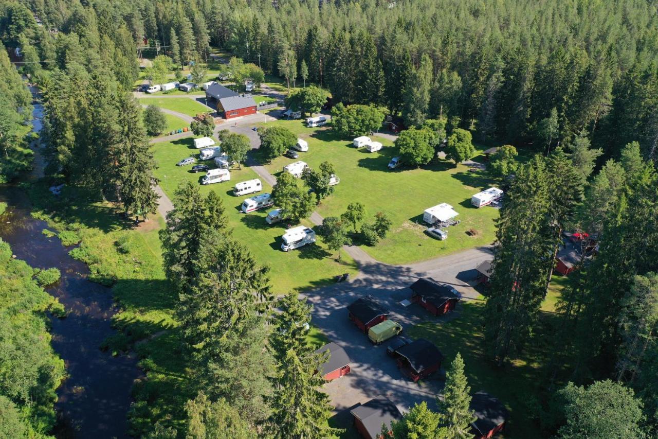 ホテル Seinaejoen Leirintaealue Seinäjoki エクステリア 写真