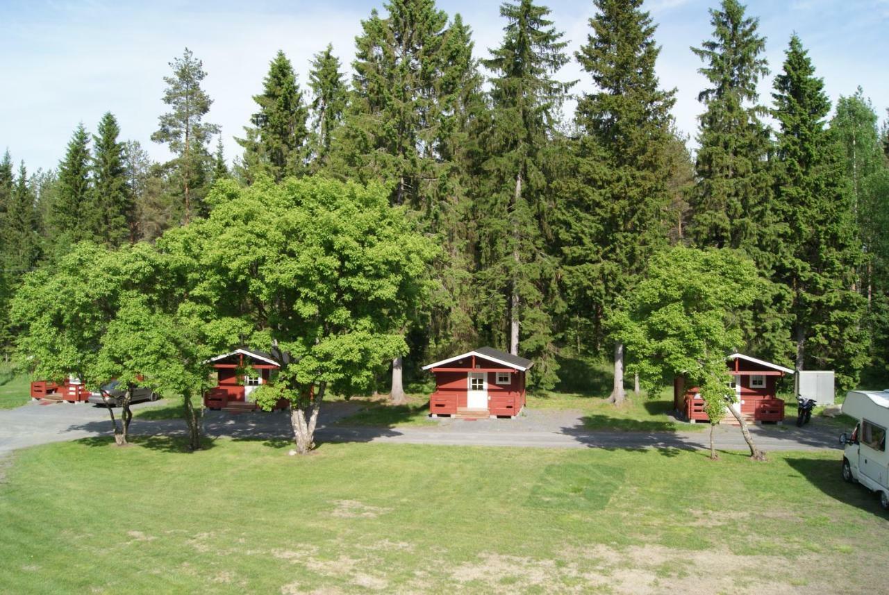 ホテル Seinaejoen Leirintaealue Seinäjoki エクステリア 写真